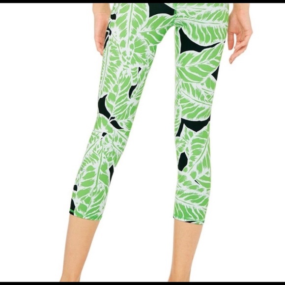 Alo Yoga Palm Springs Glowstick Capri Pant - Picture 5 of 6